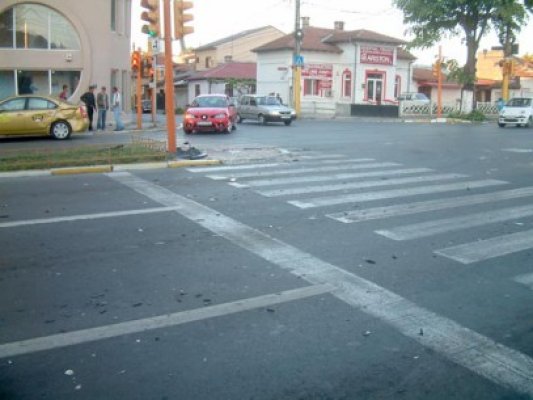 Ce trebuie să cunoaşteţi când circulaţi la intersecţia bulevardului Mamaia şi strada Ion Raţiu